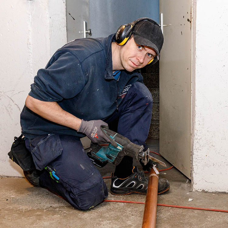 Sanitärmontage im Innenraum – SHK-Job in Hamburg